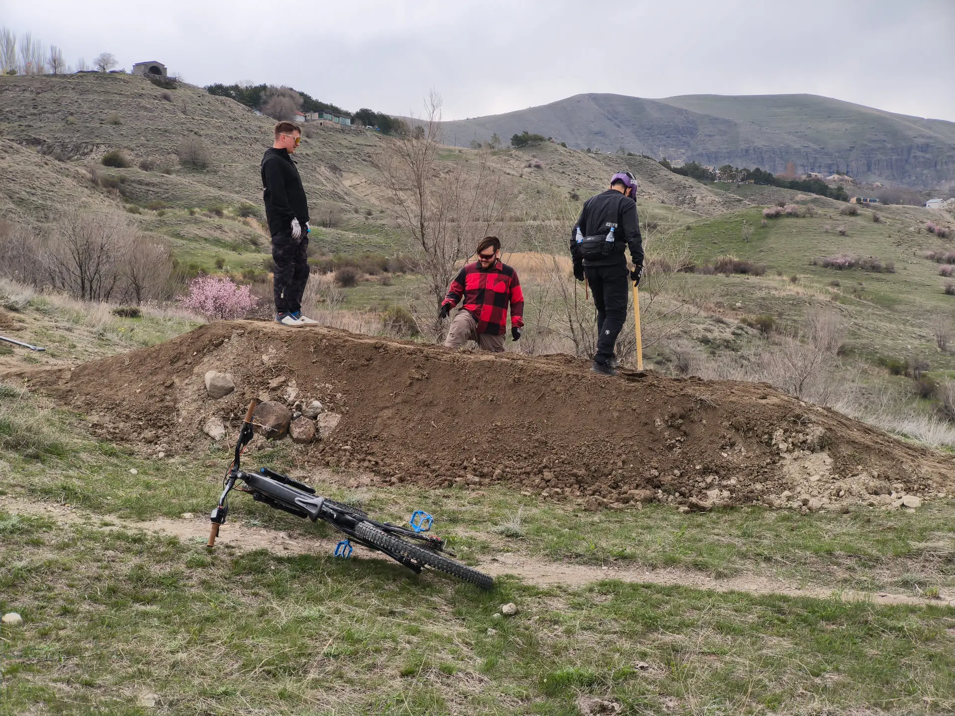 Voghjaberd Trails volunteers building a mountain bike jump